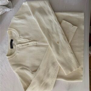 Brandy Melville Cream Ribbed Sweater